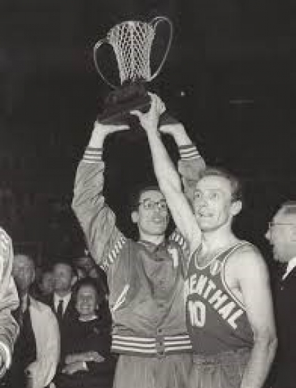 Pieri e Riminucci sollevano la Coppa dei Campioni